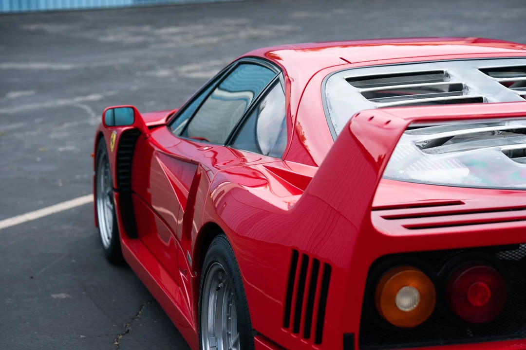 1990 Ferrari F40 - Image 28 of 31