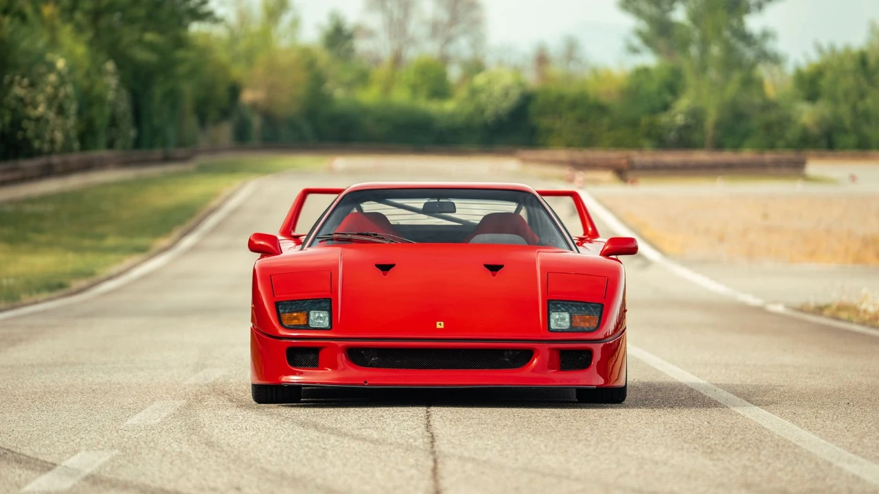 1990 Ferrari F40 - Image 18 of 31