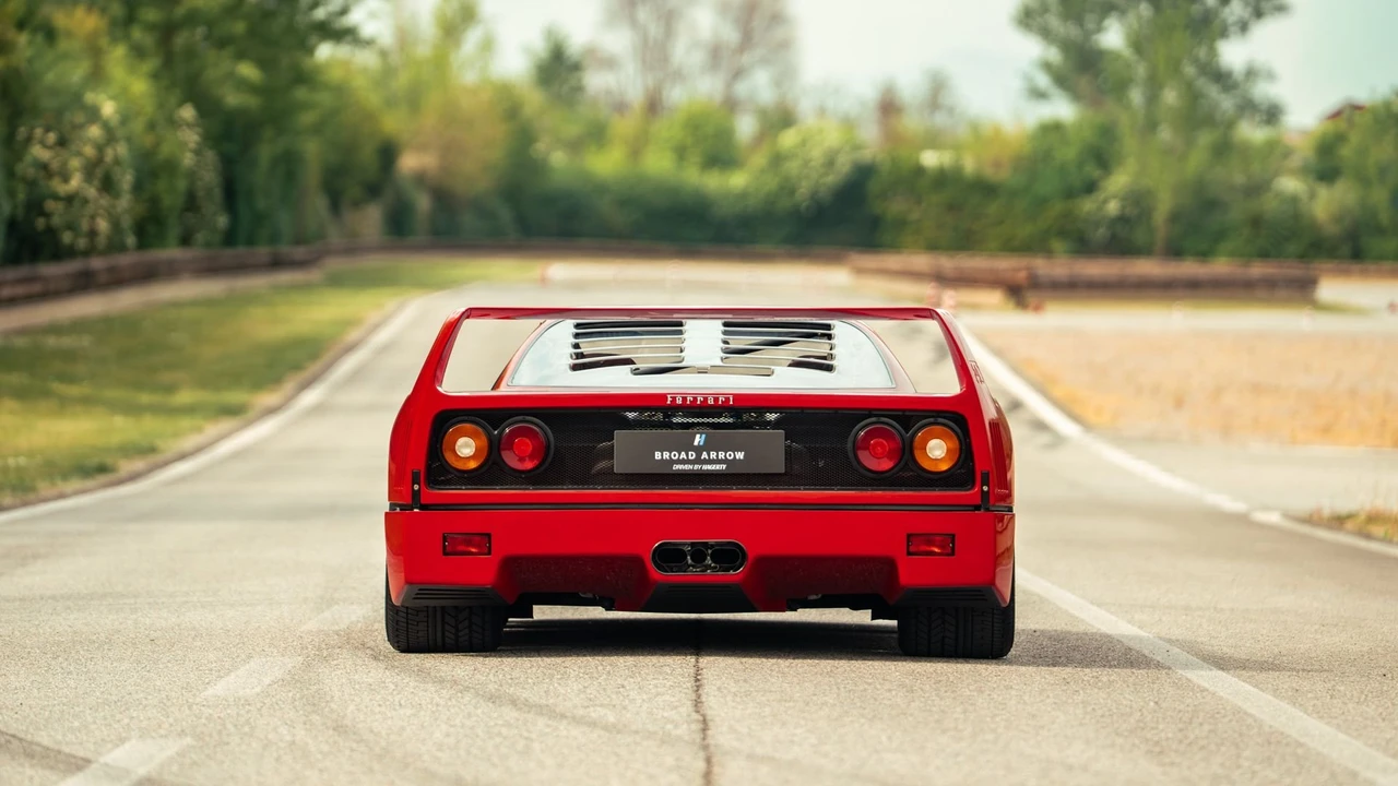 1990 Ferrari F40 - Image 4 of 31