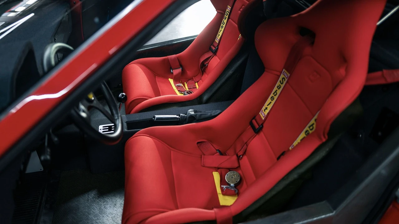 1990 Ferrari F40 - Image 12 of 21
