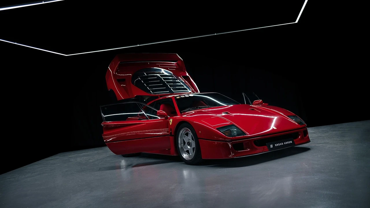 1990 Ferrari F40 - Image 7 of 21