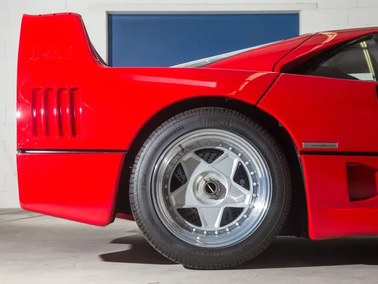 1990 Ferrari F40 - Image 18 of 31