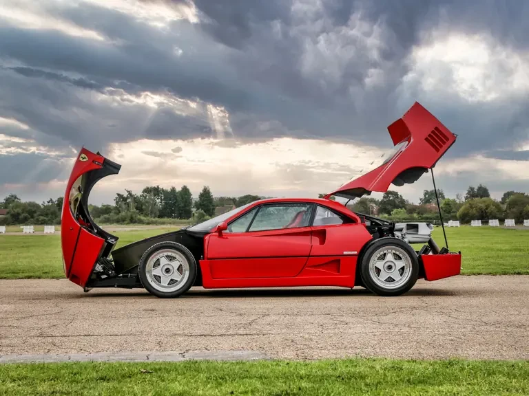 1990 Ferrari F40 - Image 28 of 31