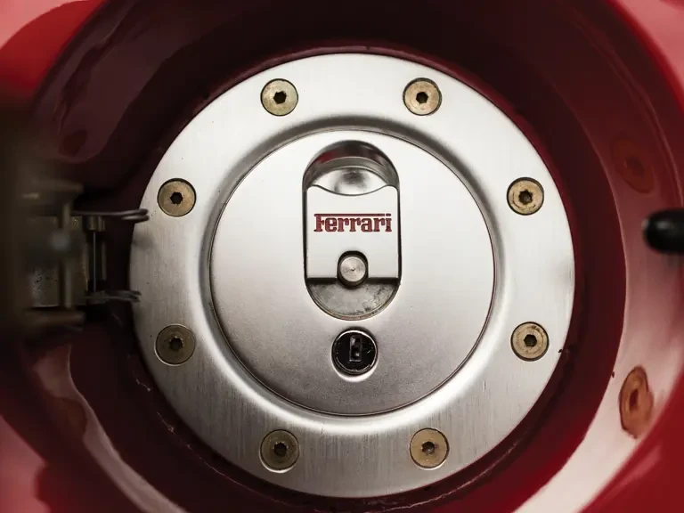 1990 Ferrari F40 - Image 27 of 31
