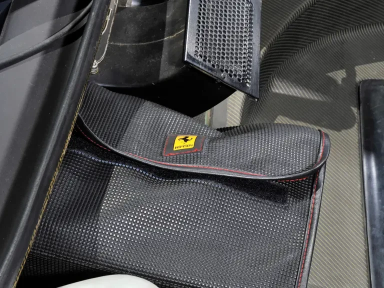 1990 Ferrari F40 - Image 21 of 29