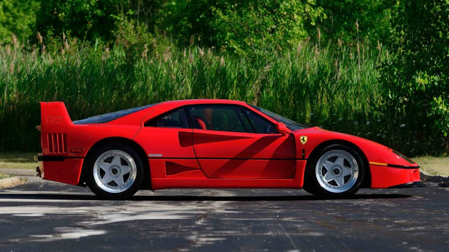 1990 Ferrari F40 - Image 2 of 12