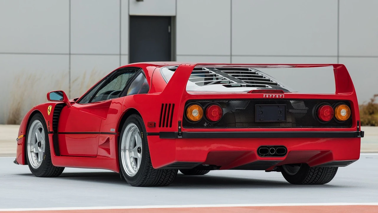 1990 Ferrari F40 - Image 14 of 31