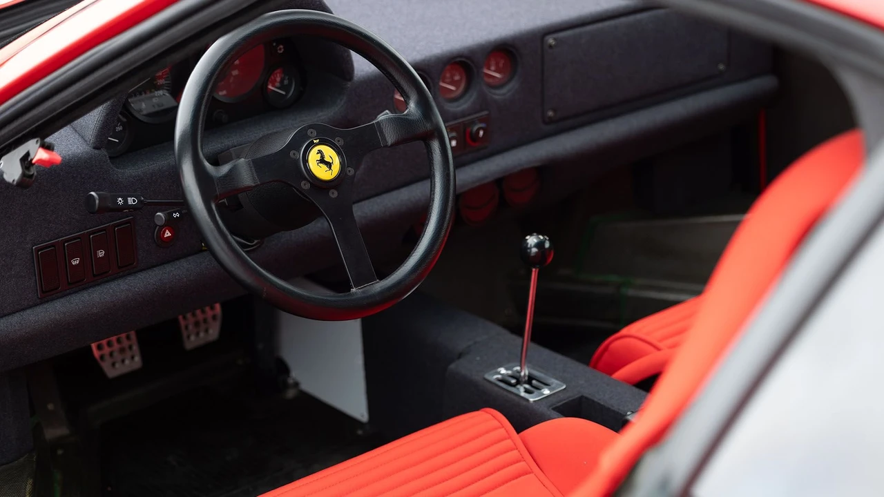 1990 Ferrari F40 - Image 7 of 31