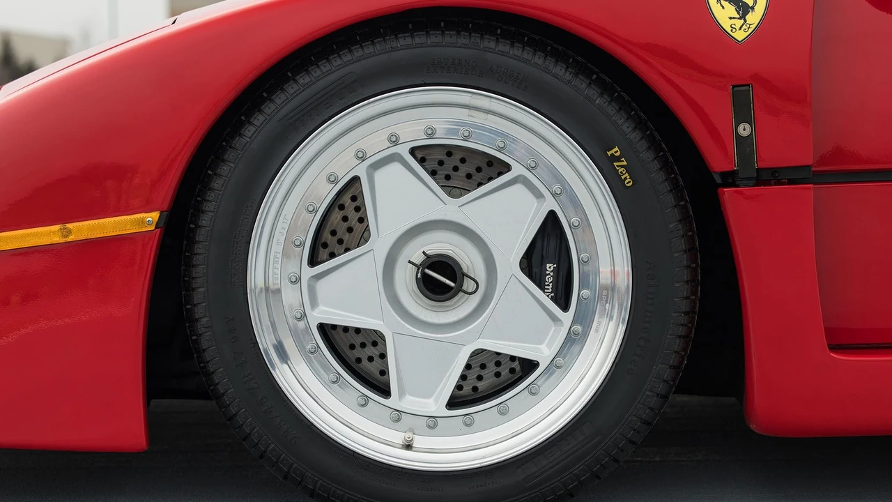 1990 Ferrari F40 - Image 19 of 31