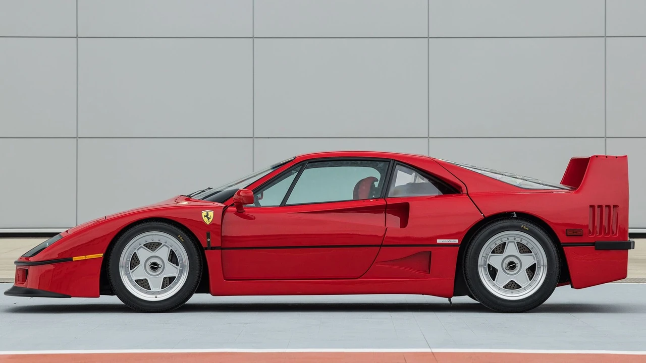1990 Ferrari F40 - Image 5 of 31