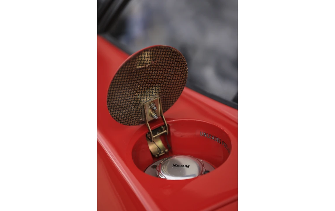 1990 Ferrari F40 - Image 25 of 25