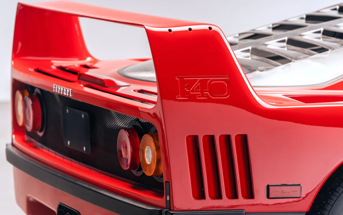 1990 Ferrari F40 - Image 16 of 31
