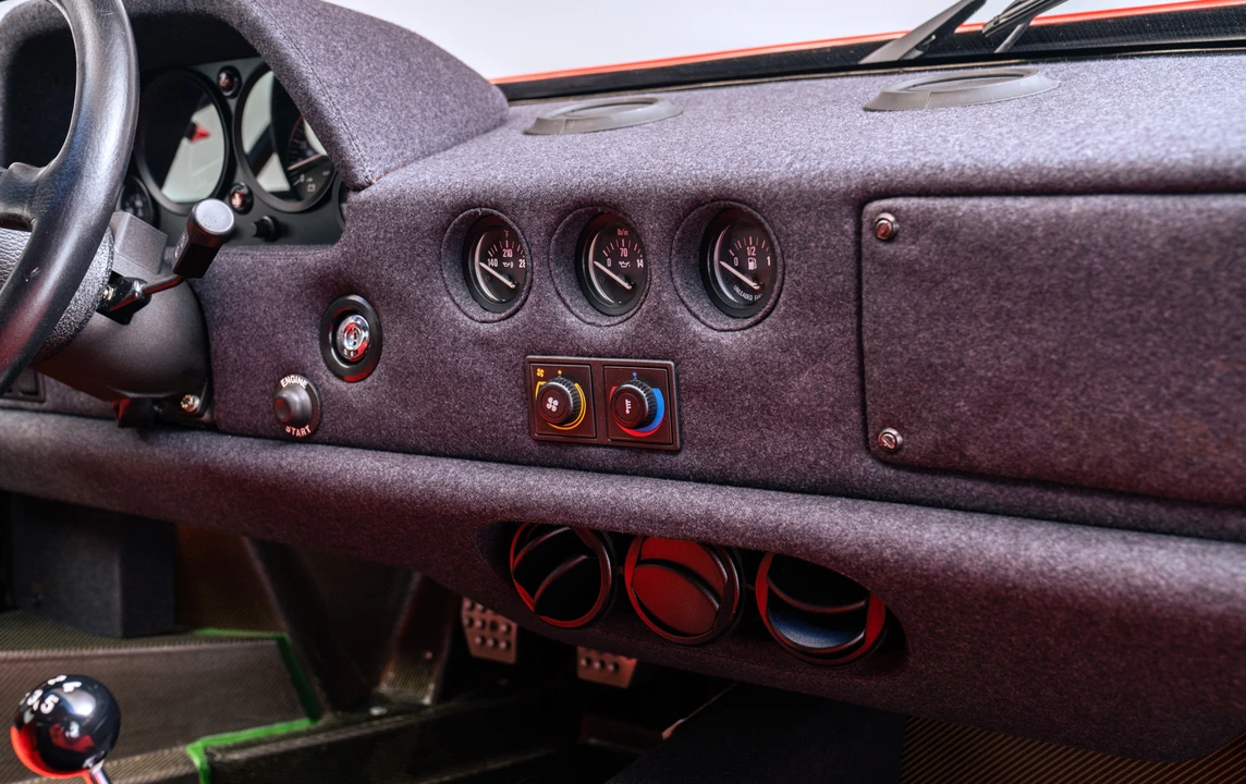 1990 Ferrari F40 - Image 25 of 31