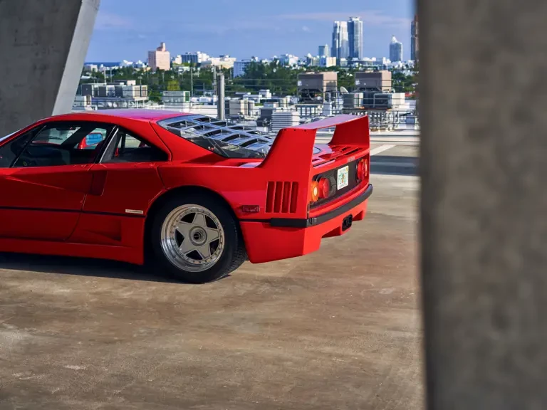 1990 Ferrari F40 - Image 24 of 31