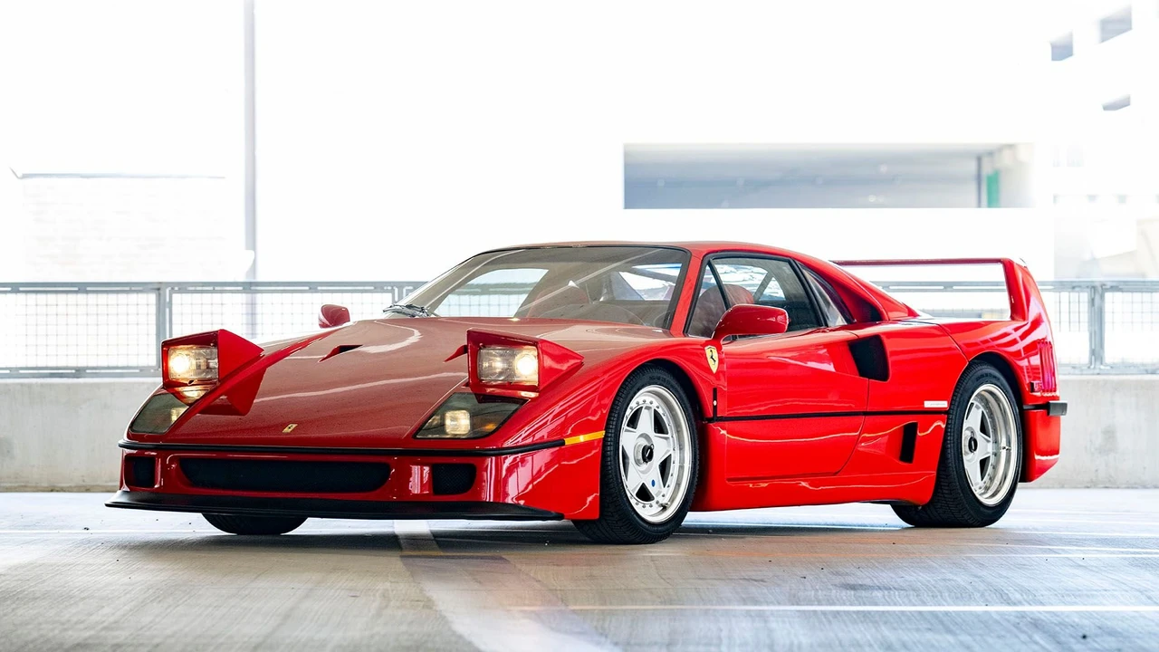 1990 Ferrari F40 - Image 17 of 31