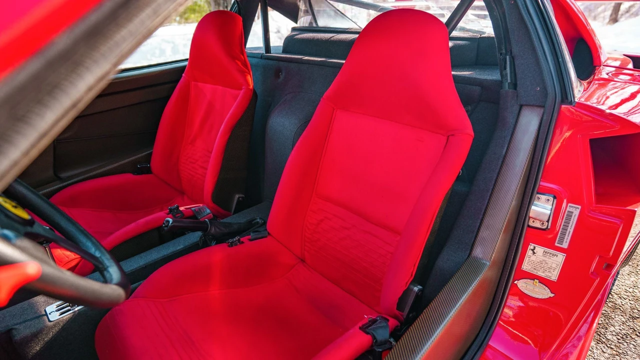 1990 Ferrari F40 - Image 31 of 31