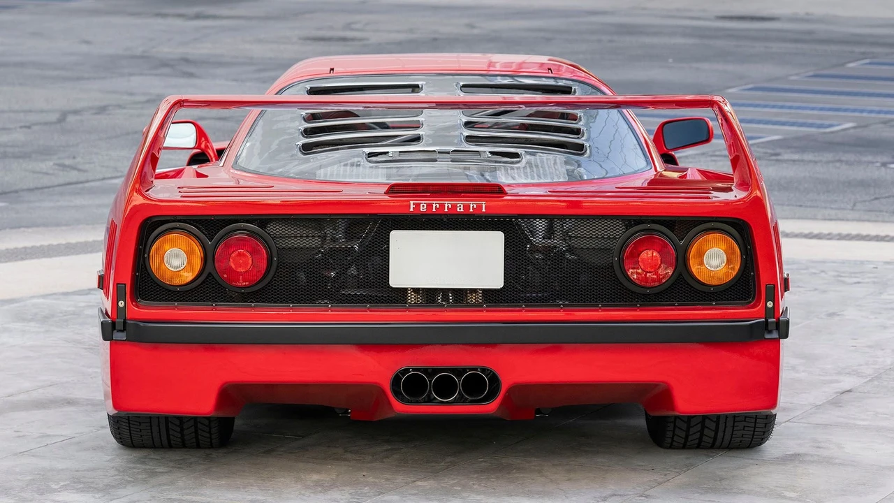 1990 Ferrari F40 - Image 19 of 31