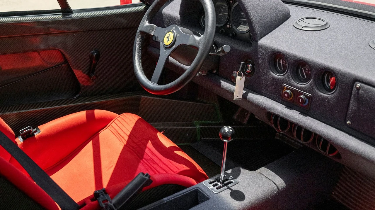 1990 Ferrari F40 - Image 6 of 31