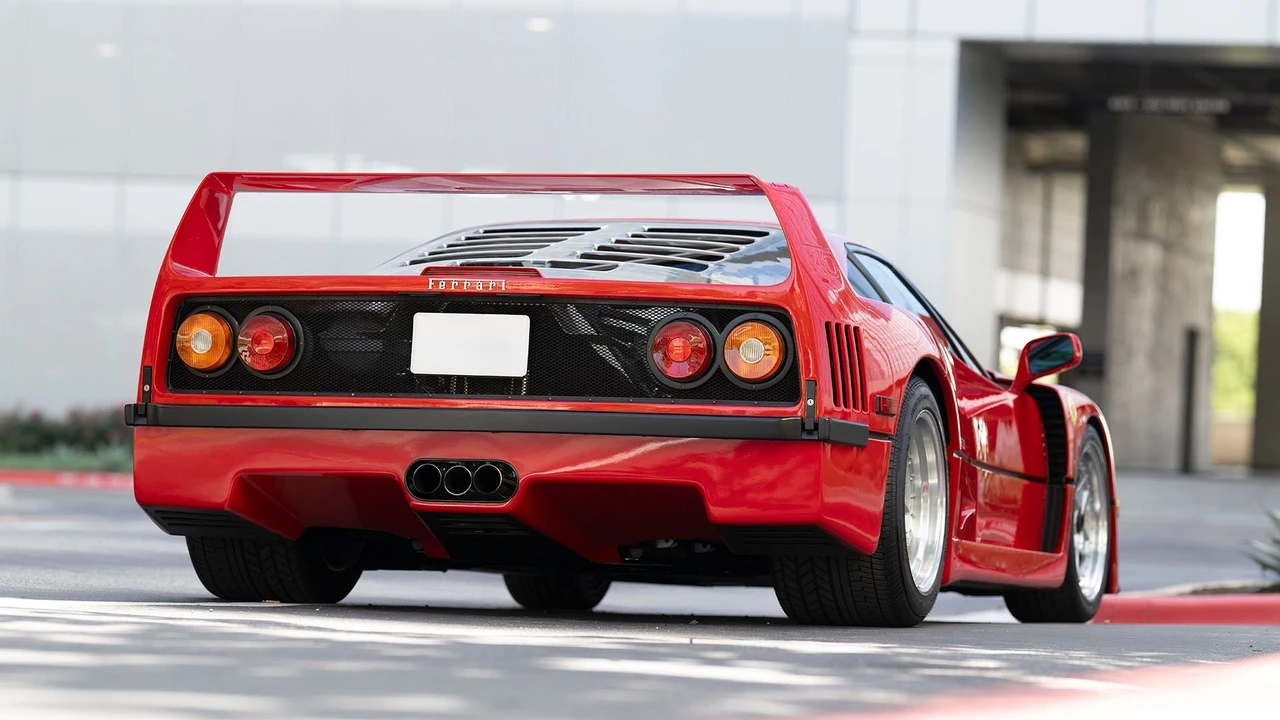 1990 Ferrari F40 - Image 23 of 31