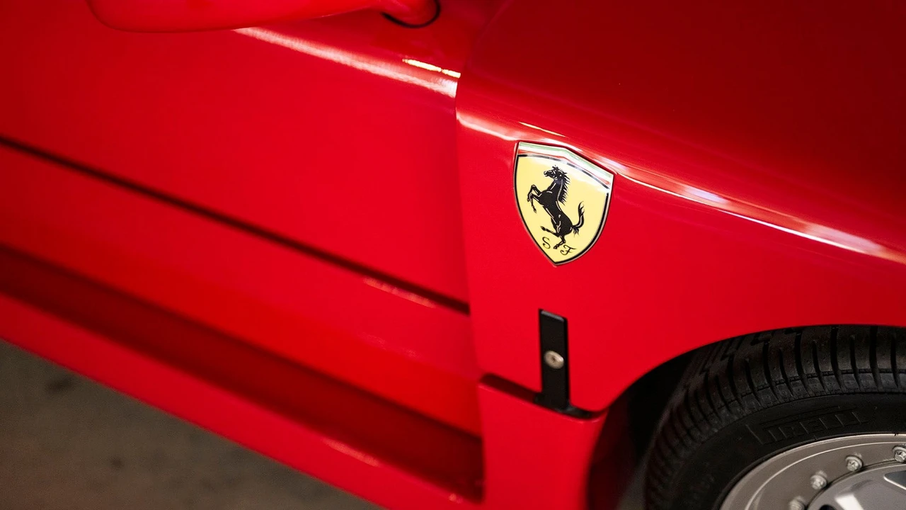1990 Ferrari F40 - Image 28 of 31