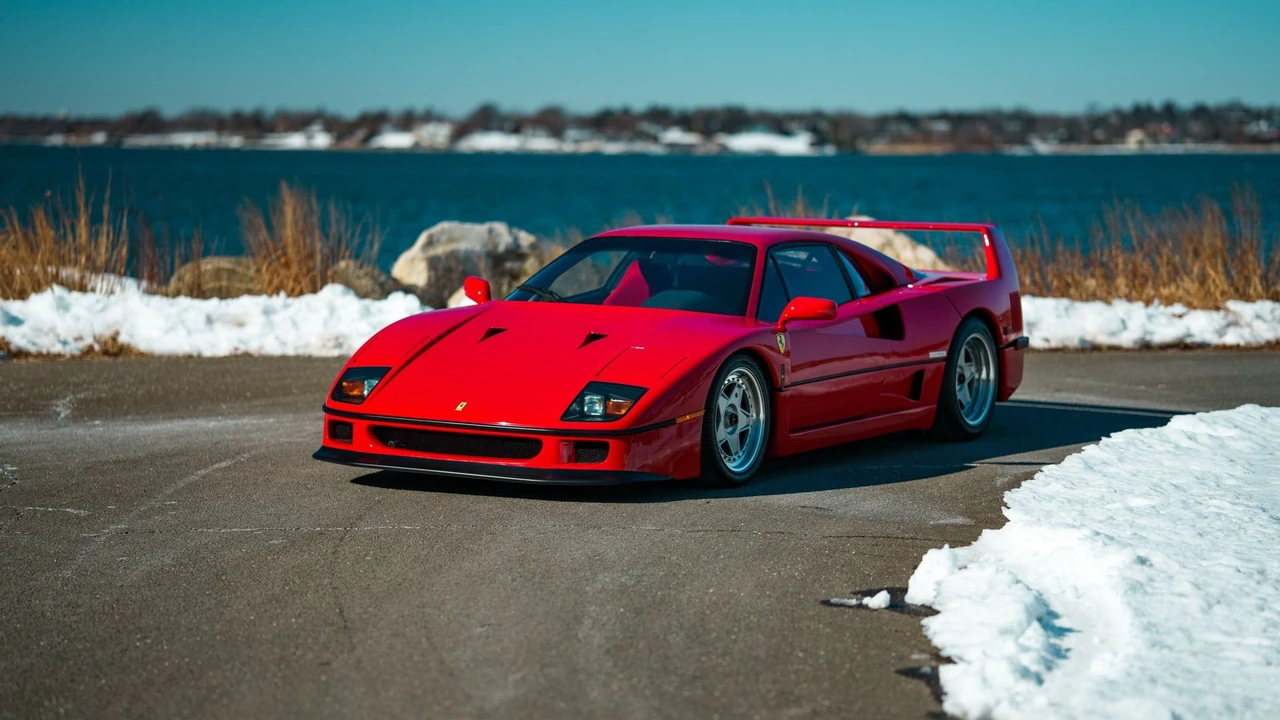 1990 Ferrari F40 - Image 10 of 31
