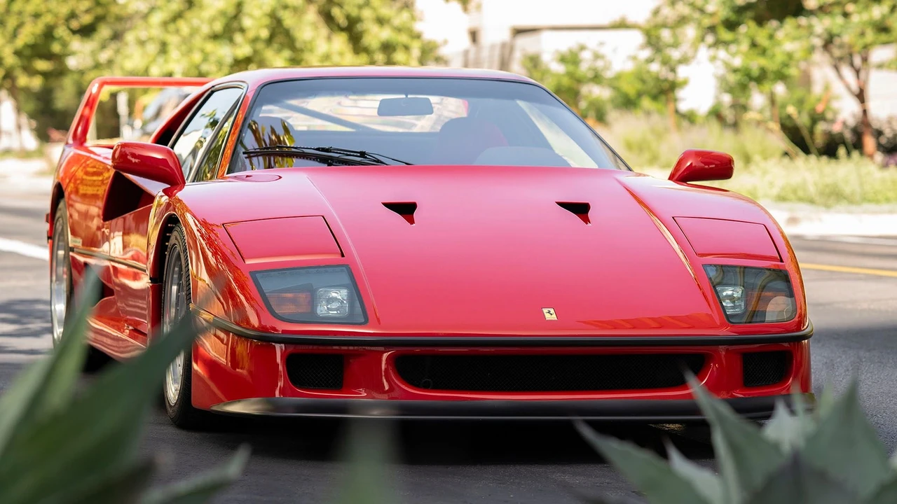 1990 Ferrari F40 - Image 13 of 31