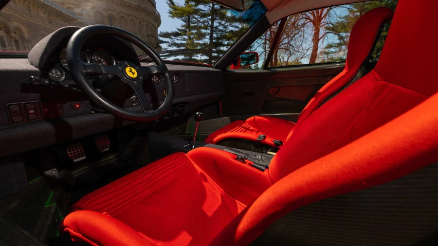 1990 Ferrari F40 - Image 29 of 31