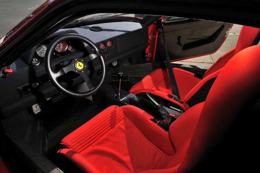 1990 Ferrari F40 - Image 4 of 12