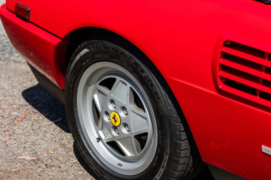 1990 Ferrari Mondial t - Image 13 of 31
