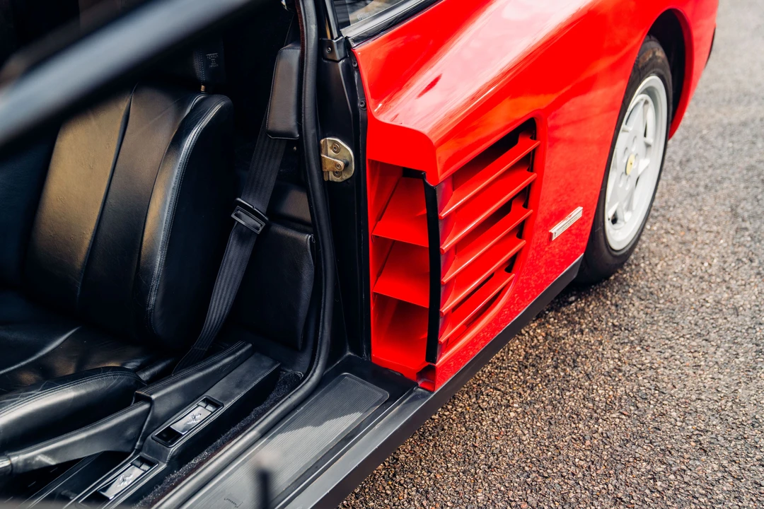1990 Ferrari Testarossa - Image 14 of 31