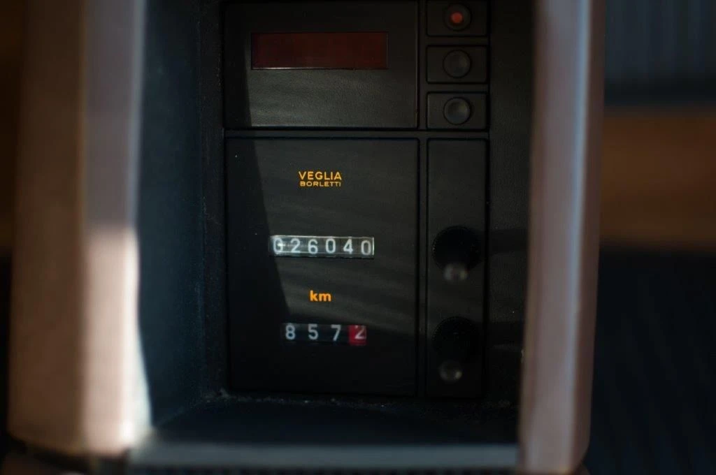 1990 Ferrari Testarossa - Image 11 of 24