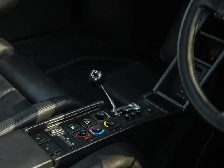 1990 Ferrari Testarossa - Image 14 of 31