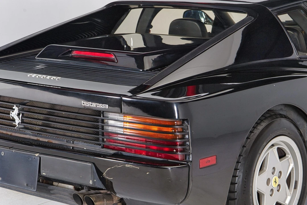1990 Ferrari Testarossa - Image 25 of 31