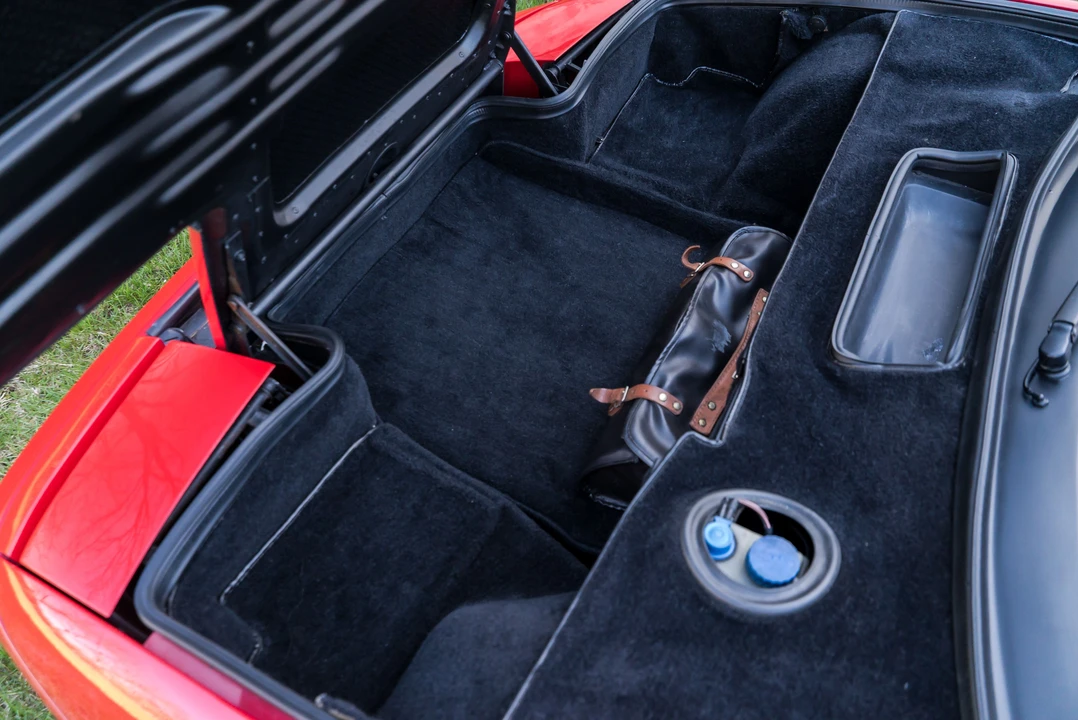 1990 Ferrari Testarossa - Image 11 of 31