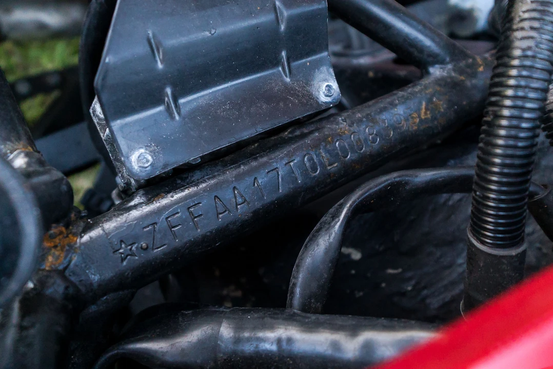 1990 Ferrari Testarossa - Image 16 of 31
