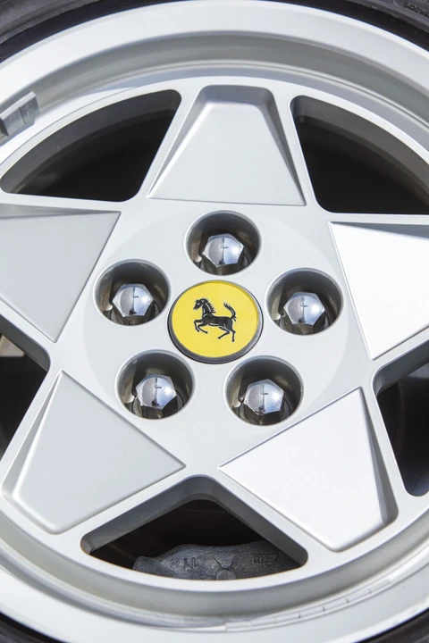 1990 Ferrari Testarossa - Image 29 of 31