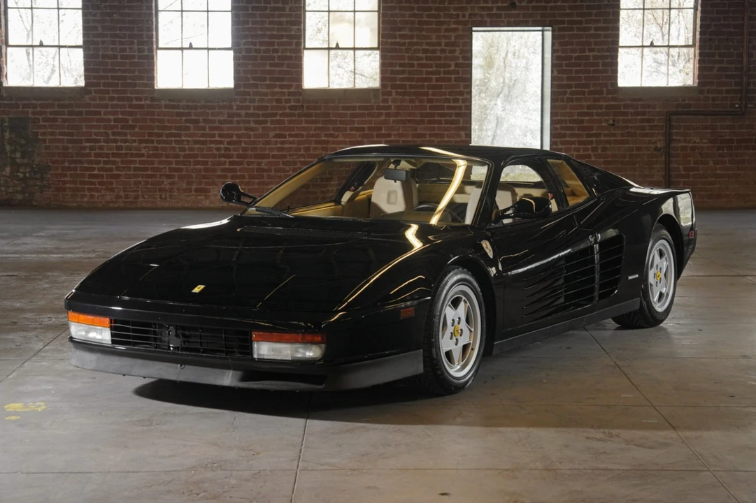 1990 Ferrari Testarossa - Image 1 of 31