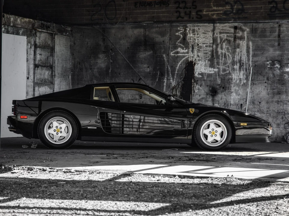 1990 Ferrari Testarossa - Image 2 of 31