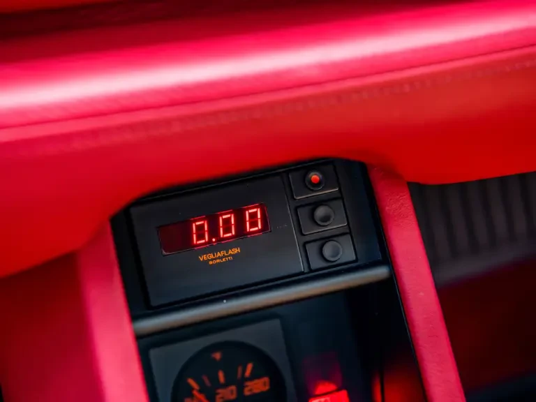 1990 Ferrari Testarossa - Image 23 of 31