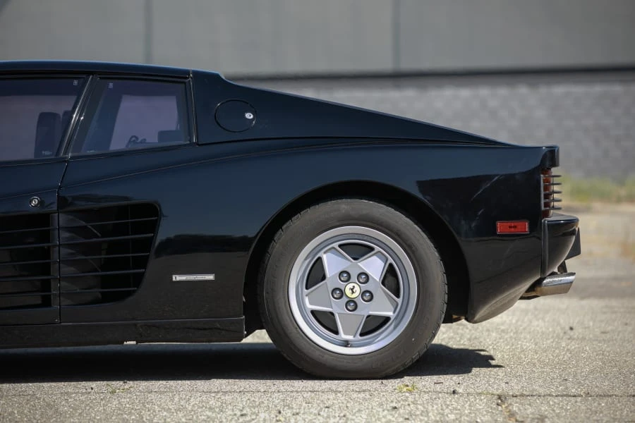 1990 Ferrari Testarossa - Image 27 of 31