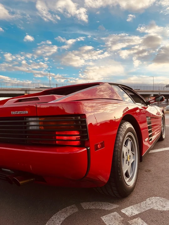 1990 Ferrari Testarossa - Image 10 of 21