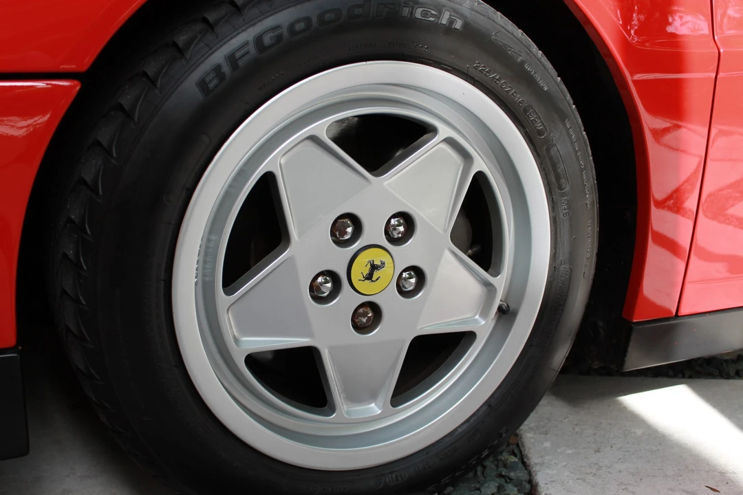 1990 Ferrari Testarossa - Image 27 of 31