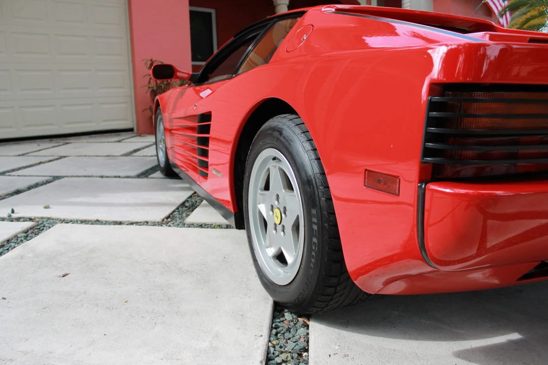 1990 Ferrari Testarossa - Image 24 of 31