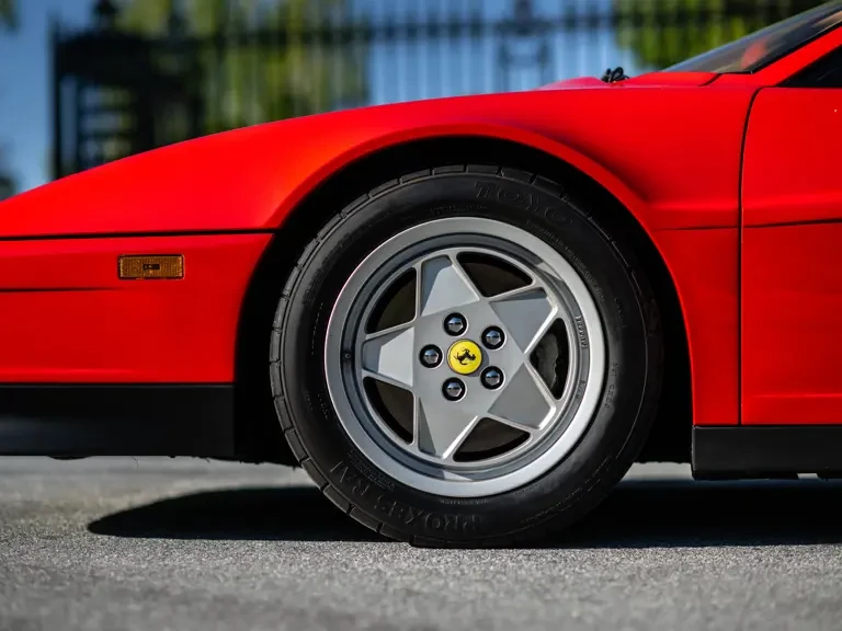 1990 Ferrari Testarossa - Image 15 of 31