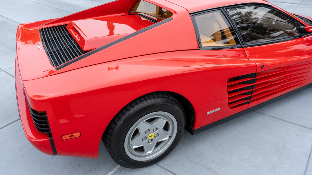 1990 Ferrari Testarossa - Image 15 of 31