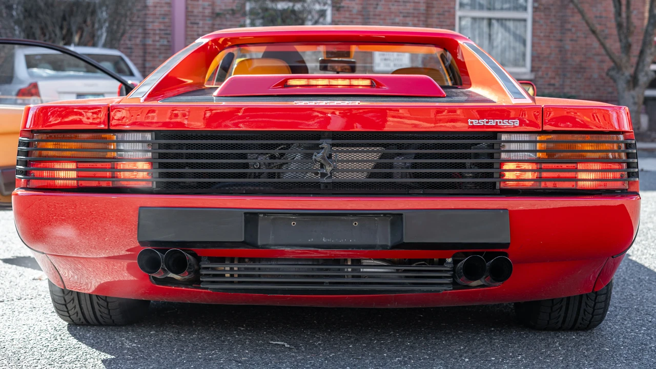 1990 Ferrari Testarossa - Image 26 of 31