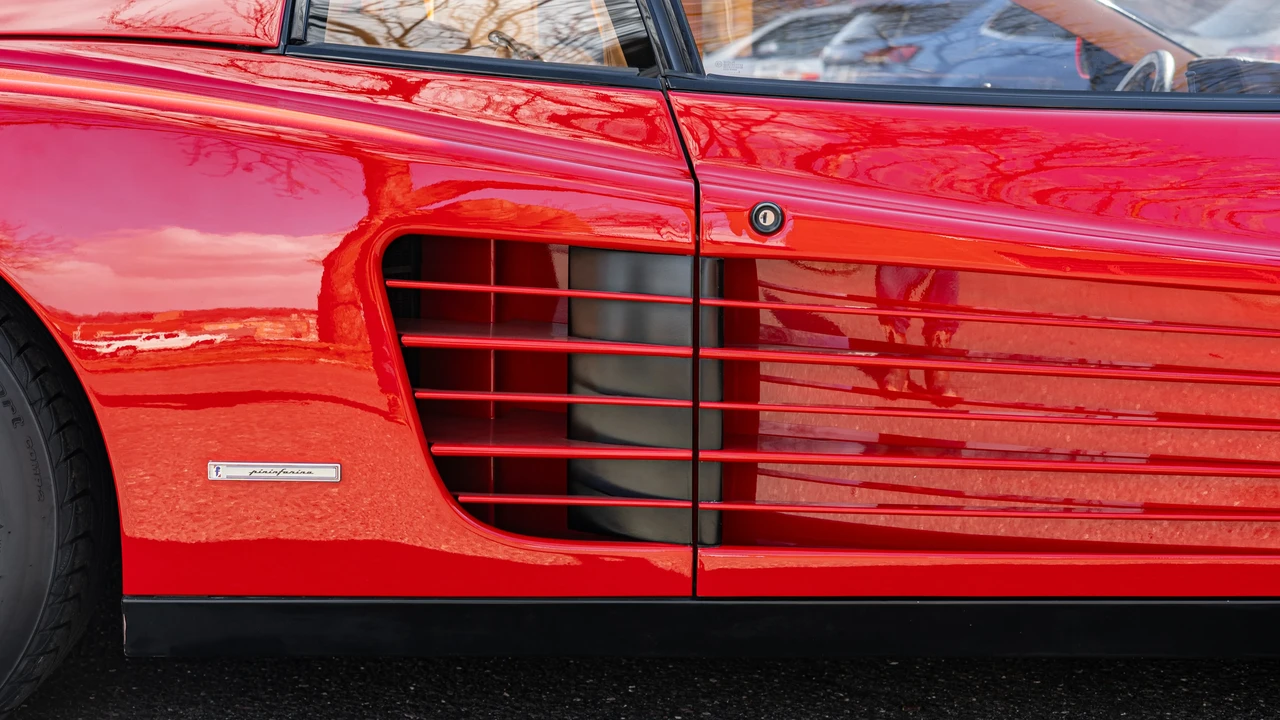 1990 Ferrari Testarossa - Image 15 of 31