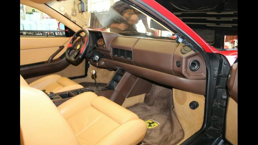 1990 Ferrari Testarossa - Image 25 of 31