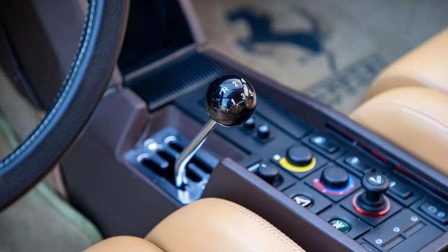 1990 Ferrari Testarossa - Image 9 of 31