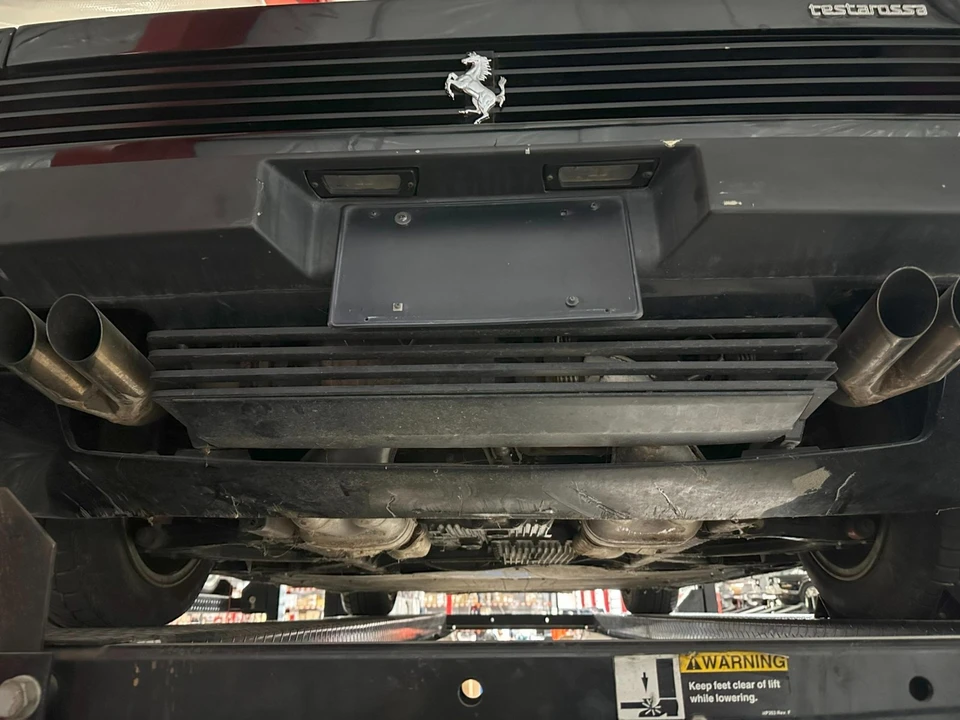 1990 Ferrari Testarossa - Image 13 of 21